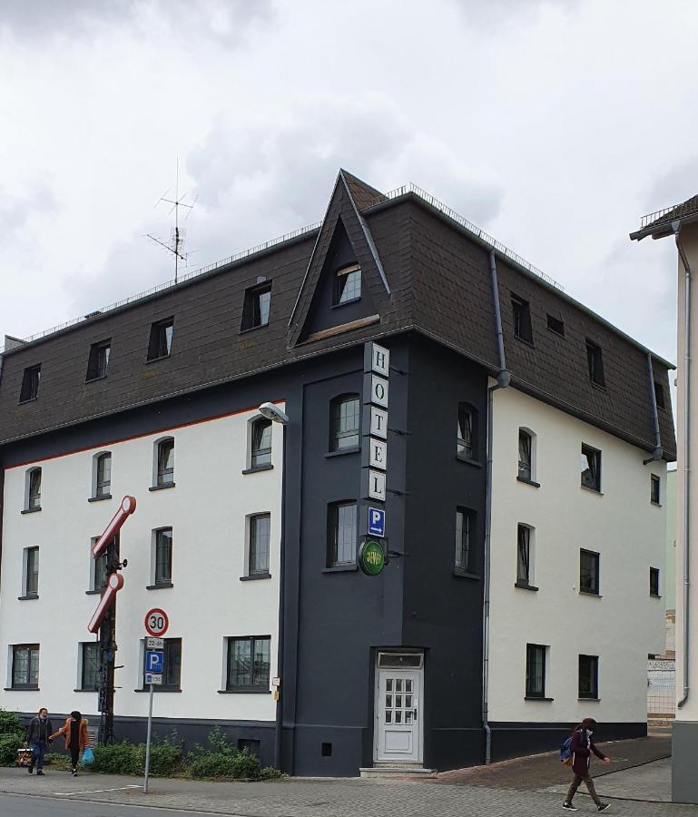 Hotel Zur Eisenbahn Limburg an der Lahn Exterior foto